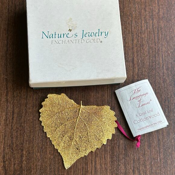 Vintage 18 k Gold dipped Cottonwood Leaf Pendant MCM JEWELRY - Picture 1 of 5